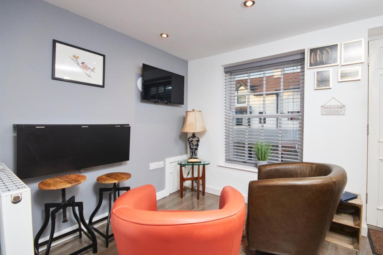 Number 57 - Self Check-In, Self-Catering Apartment For East Midlands Airport 케그워스 외부 사진