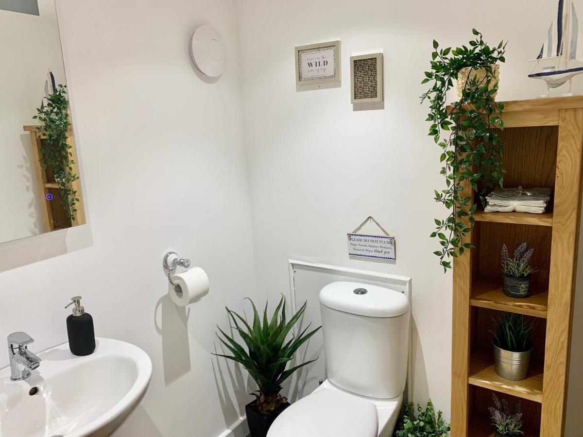Number 57 - Self Check-In, Self-Catering Apartment For East Midlands Airport 케그워스 외부 사진